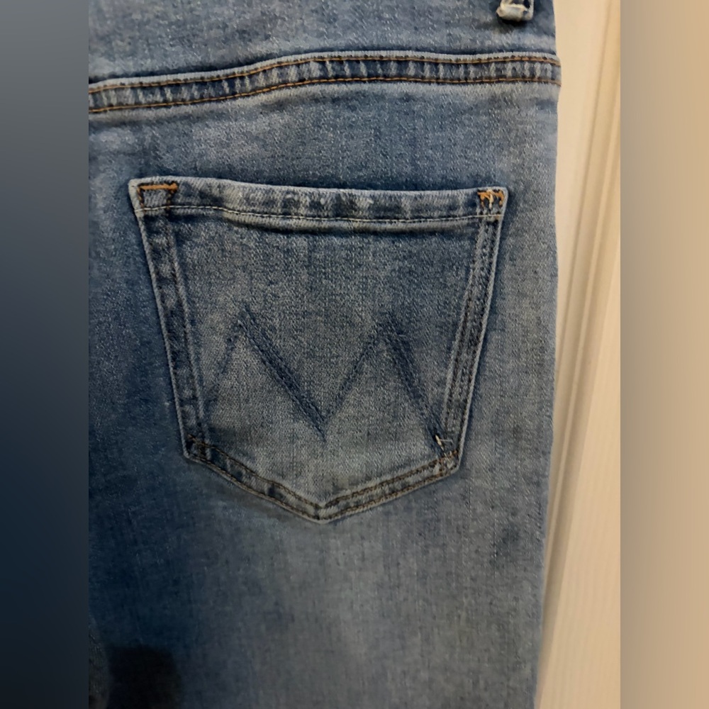 MOTHER Light Wash Ankle Fray Hem Jeans | High Rise Raw Hem Denim | Size 30 - Picture 8 of 13
